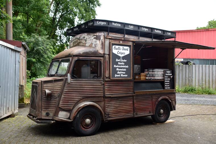 Der Crêpes-Foodtruck vor der Tür